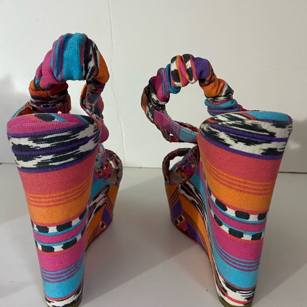 Betsey Johnson busta espadrille wedge heel sandals colorful 10 - Picture 10 of 11